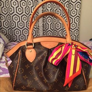 💕Authentic Louis Vuitton Trevoli PM💕