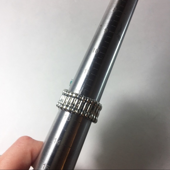 NWOT FRANCESCA’S COLLECTIONS ring - Picture 7 of 7