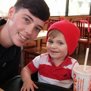 Meet your Posher, Alex