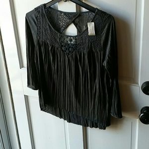 3/4 length sleeve grey top