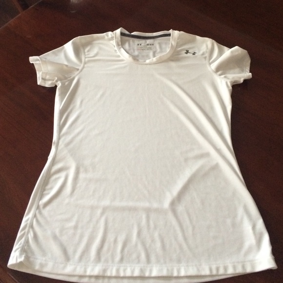New Under Armour Fitted Shirt Size M