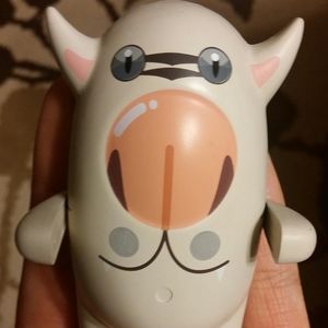 Meet your Posher, Kyung