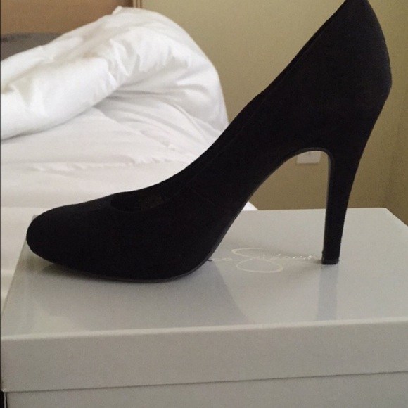 Side picture of heel