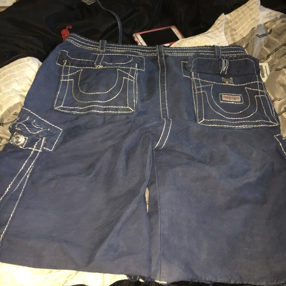 Authentic True Religion - Picture 1 of 4