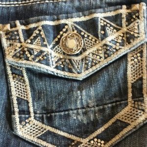 LEO Daytrip jeans