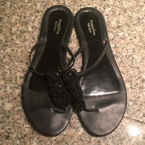 T strap sandals