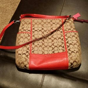 Authentic coach, perfect for spring!