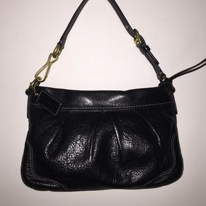 Coach Hamptons. Black leather EUC