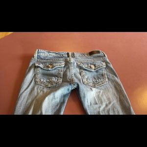 LEO Daytrip jeans