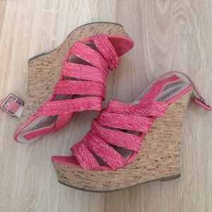 Summery Coral Wedges