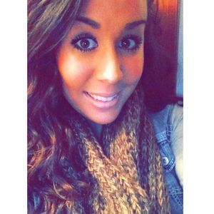 Meet your Posher, Holly