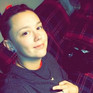 Meet your Posher, Toni