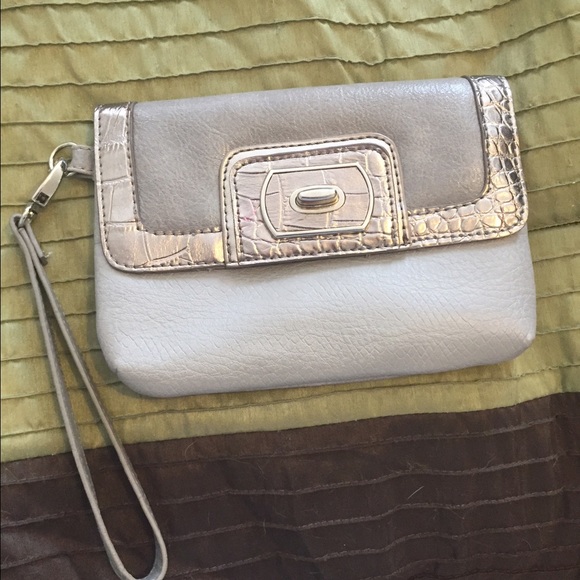 Wristlet
