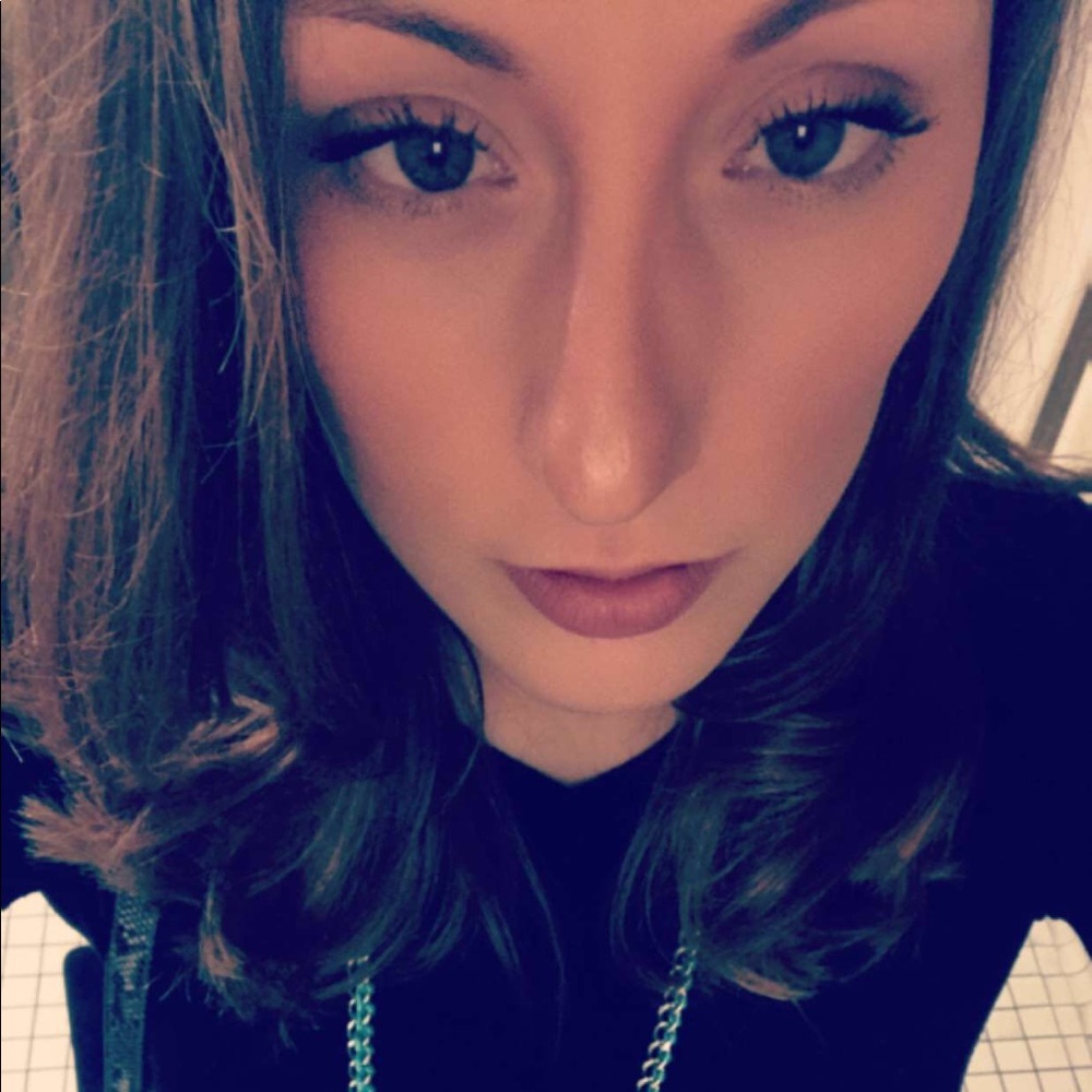 Meet your Posher, Meagan