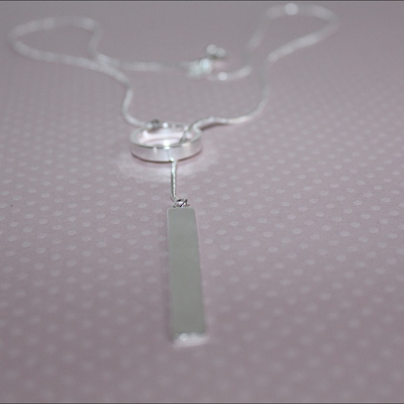 Cute bar Necklace - Picture 2 of 4