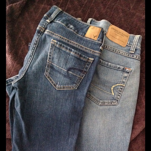 2 American Eagle size 2.