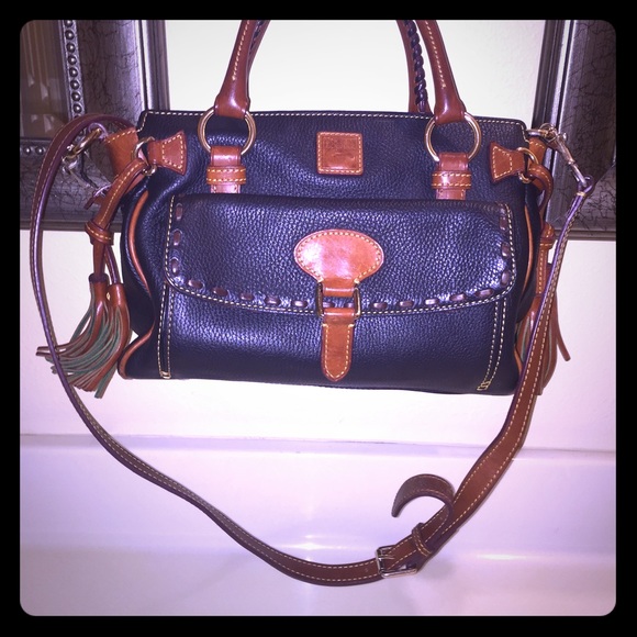 Dooney & Bourke Handbags - Dooney and Burke Purse