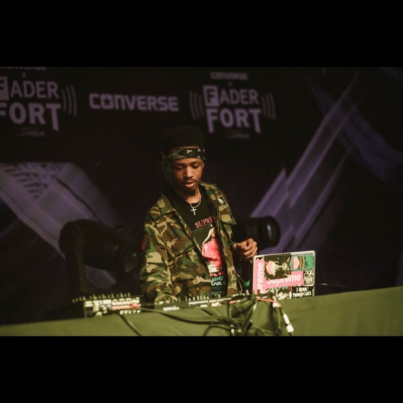 Supreme Dancer Tee - Picture 3 of 3