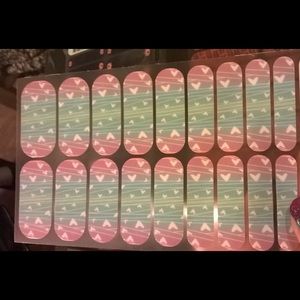 Custom Vinyl Nail Wraps!