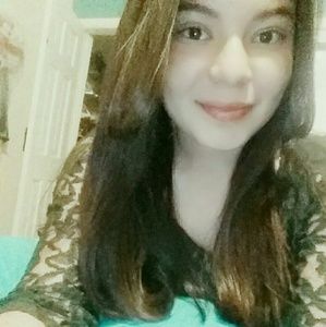 Meet your Posher, Yvette