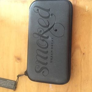 Urban Decay Smoked palette