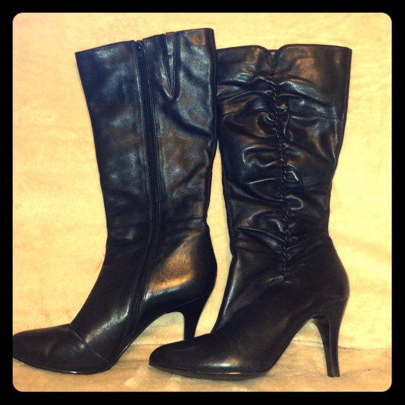 Black below the knee dress boot.