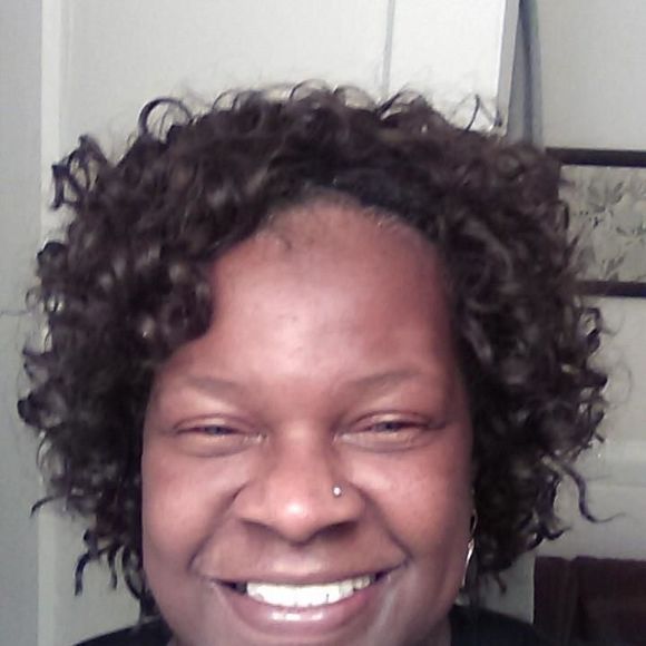 Meet your Posher, Sharon