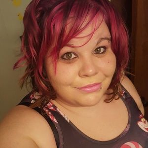 Meet your Posher, Britney