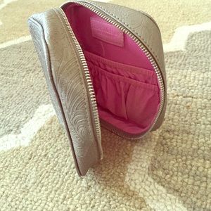 Trish McEvoy makeup planner.