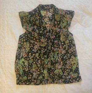Sheer black floral sleeveless ruffled blouse VGUC