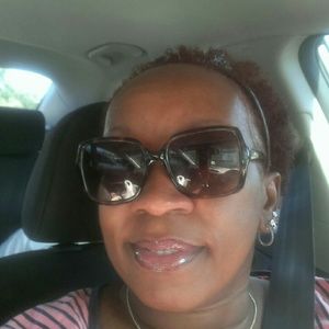 Meet your Posher, Danette