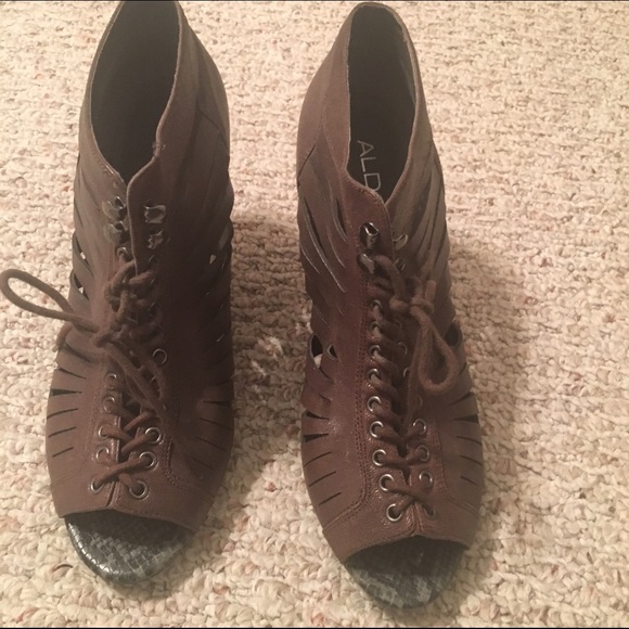 Aldo strappy heels