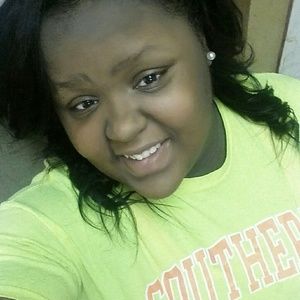 Meet your Posher, Briana