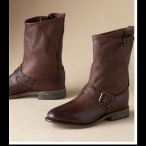 Casey J Distressed Boots, size 7.5