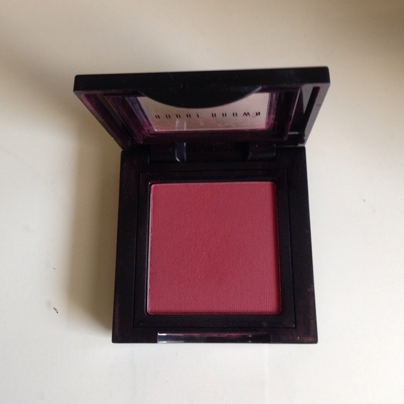 Bobbi Brown Blush "Berry"