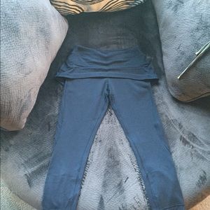 Lululemon leggings with skirt attached