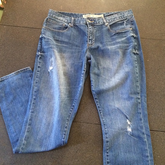 Charlotte Russe - Slouchy Slim sz 14