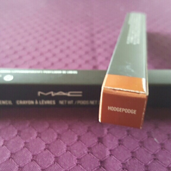 MAC lip liner pencils your choice of color qty 1