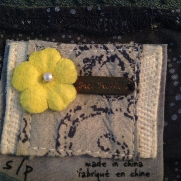 Free people peasant blouse. Size small - Picture 2 of 2