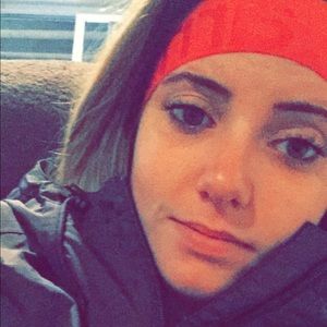 Meet your Posher, Brittney