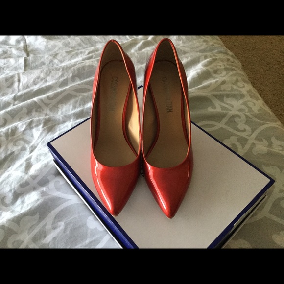 NEW red heels. Never worn