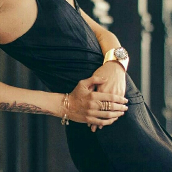 Meet your Posher, Luz of Stella Lucchi, Inc. - Picture 2 of 4