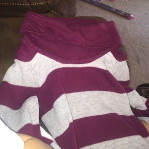 Women's sweater
