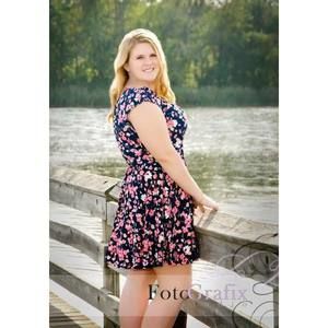 Meet your Posher, Elise