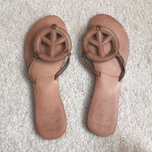 Victoria's Secret flip-flops