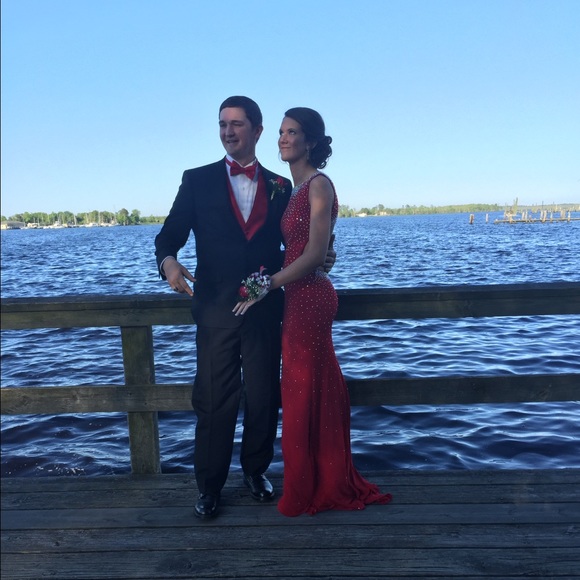 Beautiful open back prom dress! - Picture 6 of 8