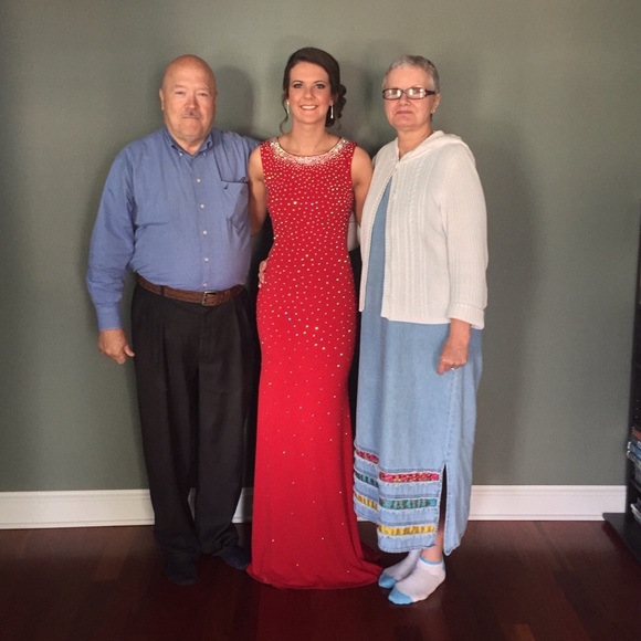 Beautiful open back prom dress! - Picture 5 of 8