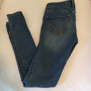 Hollister co. Super skinny light wash jeans size 3