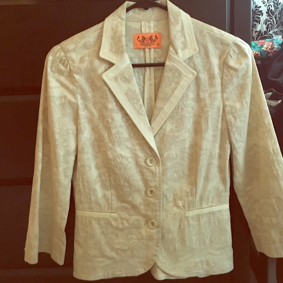 Juicy Couture cream blazer