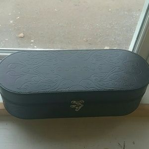 Younique make up kit